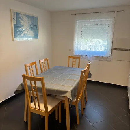 Casa Kovacs ヘルボルツハイム