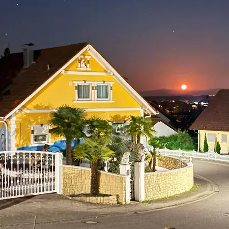 Casa Kovacs アパート