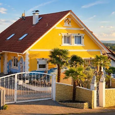 Casa Kovacs *