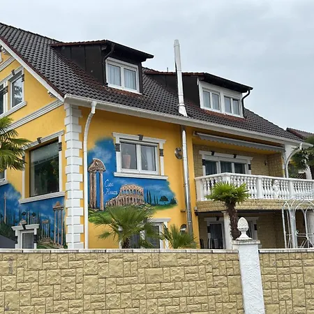 Casa Kovacs ヘルボルツハイム