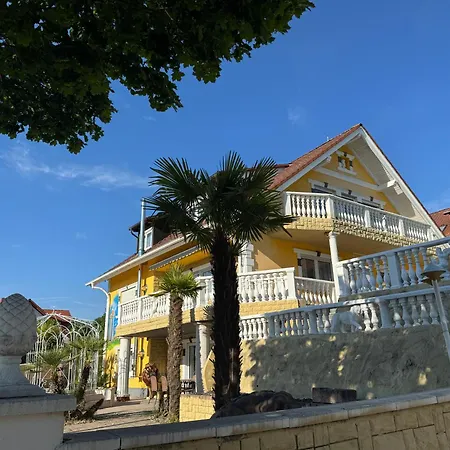 Casa Kovacs *